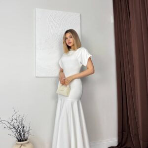 Liz Maxi